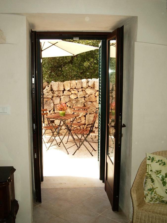 Bed and Breakfast Il Giardino Di Viola Чельє-Мессапіка Екстер'єр фото