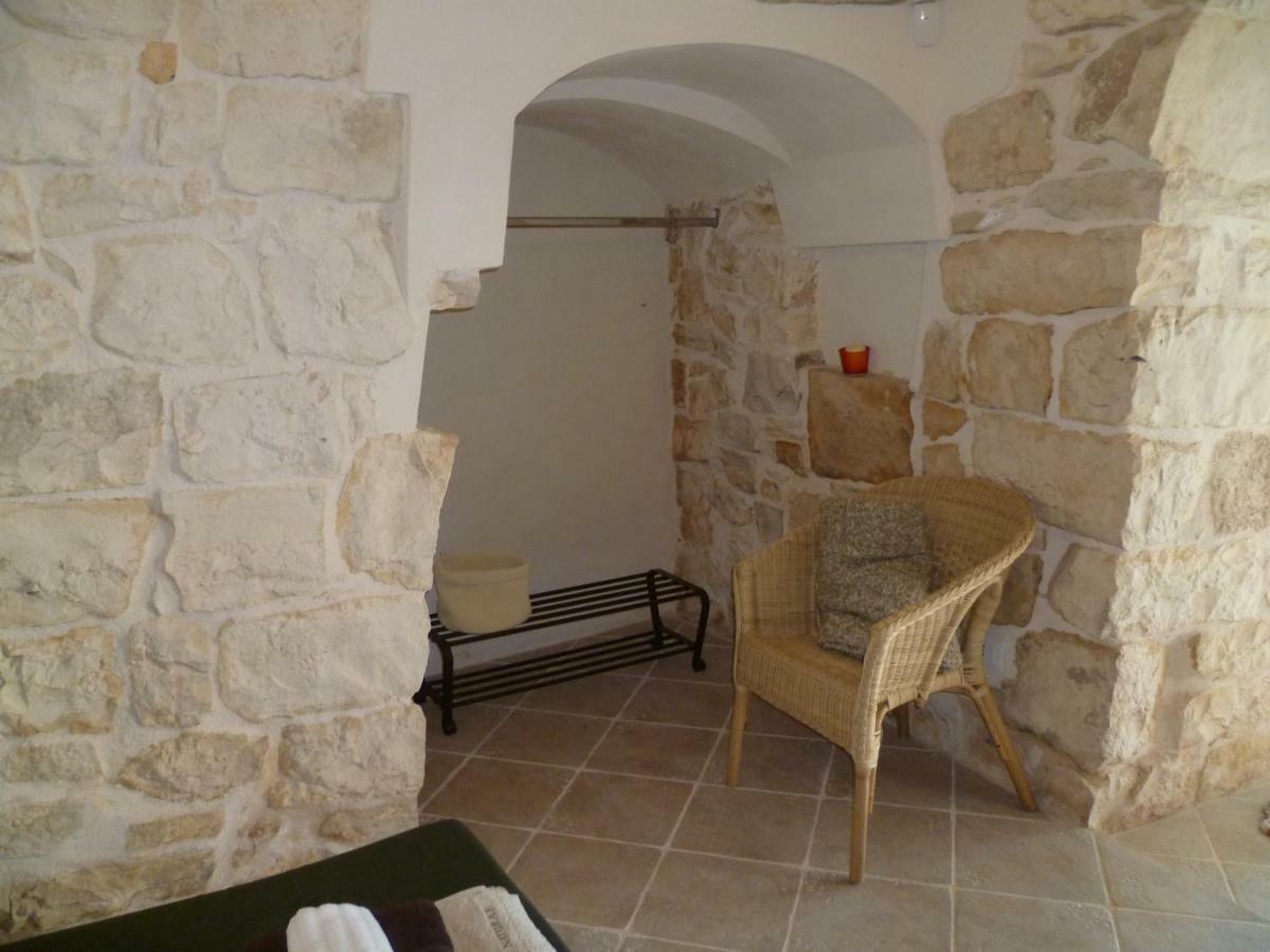 Bed and Breakfast Il Giardino Di Viola Чельє-Мессапіка Екстер'єр фото